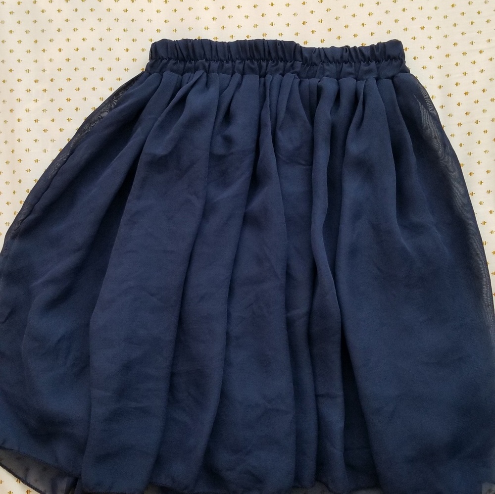 Puffy blue skirt